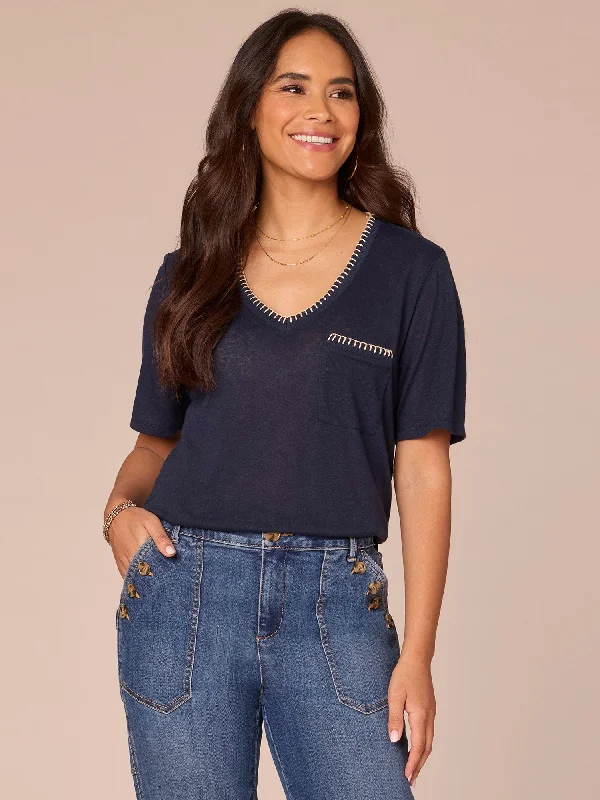 Short Sleeve V-Neck Contrast Blanket Stitch Pocket Knit Top Scandinavian