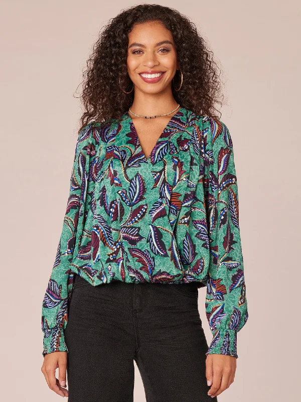 Long Sleeve Overlap Front V-Neck Printed Petite Woven Top Modern Women's 